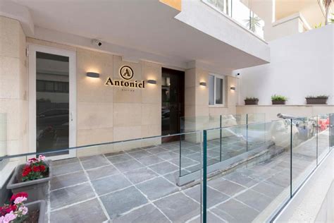 Antoniel Suites, St. Julianʼs (updated prices 2024).